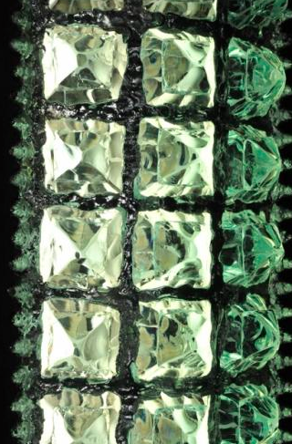 Nouveaux systèmes d’éclairage en verre recyclé coloré